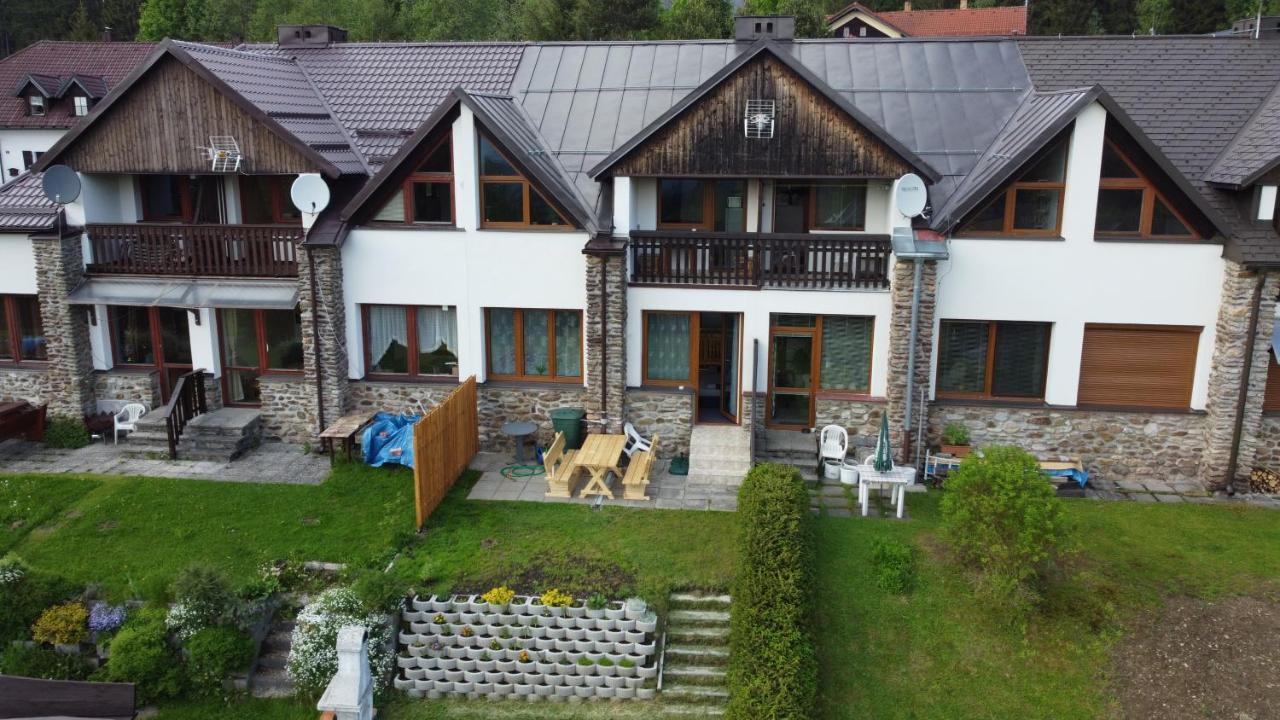 Apartmany Kubova Hut Exterior photo
